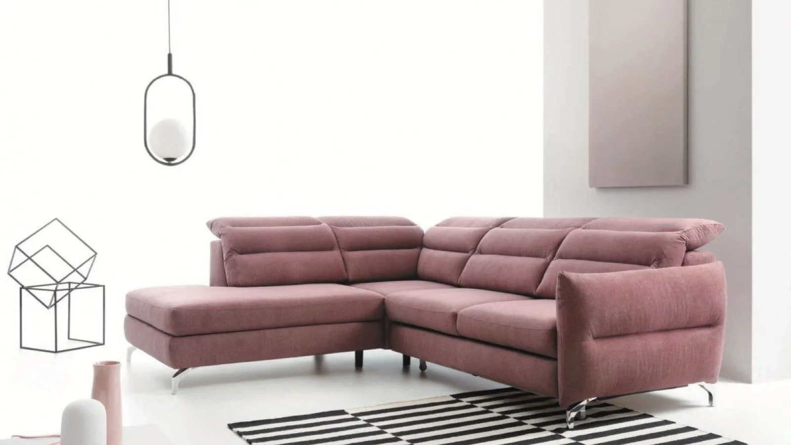 Pretty in Pink: Sofas That Steal the Show!