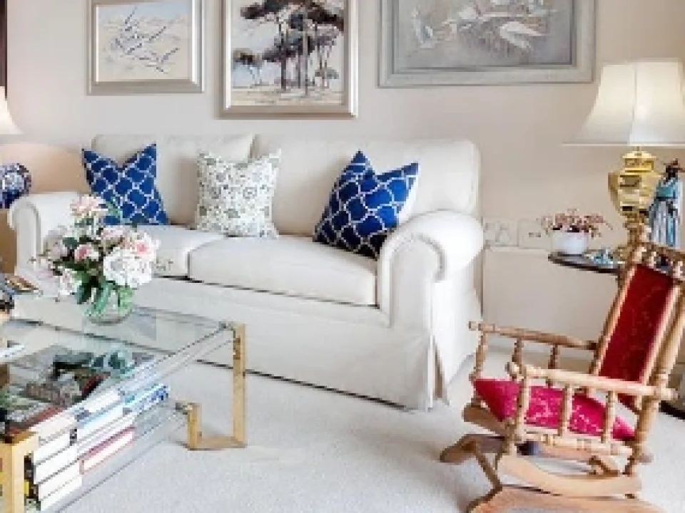 A set designer’s tips on mixing old with new
