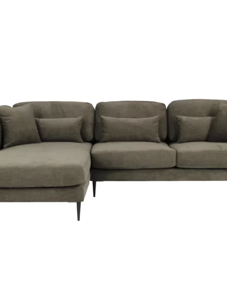 Snuggle Season’s Secrets: Sofa Trends for Autumn 2023