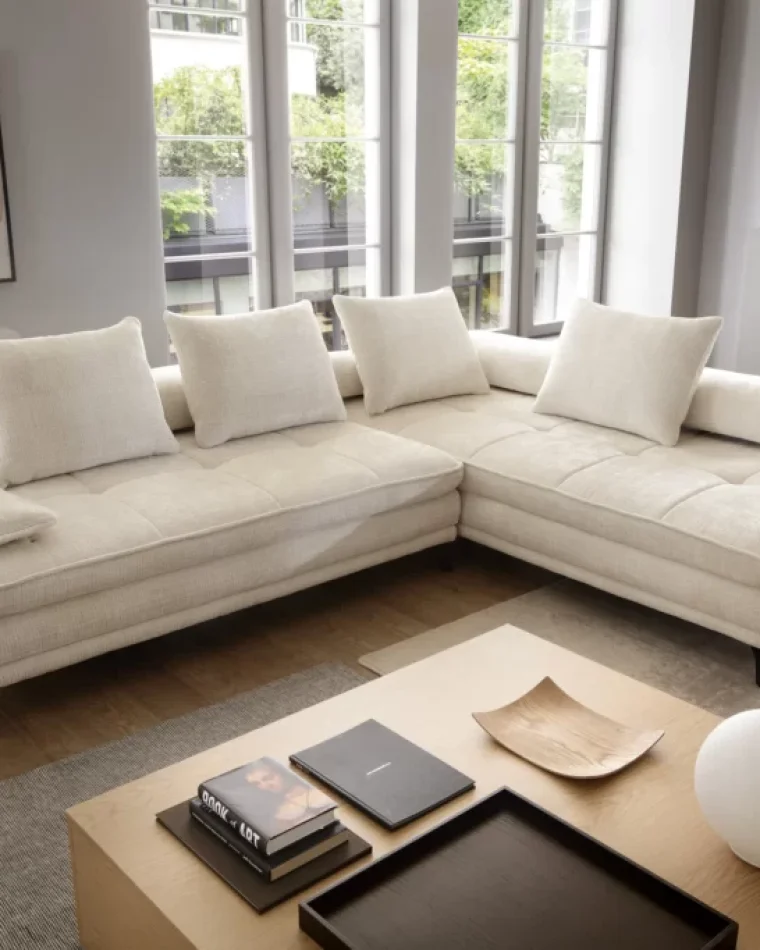 Friday Night Bliss: Finding the Perfect TV Stand and Sofa Pair
