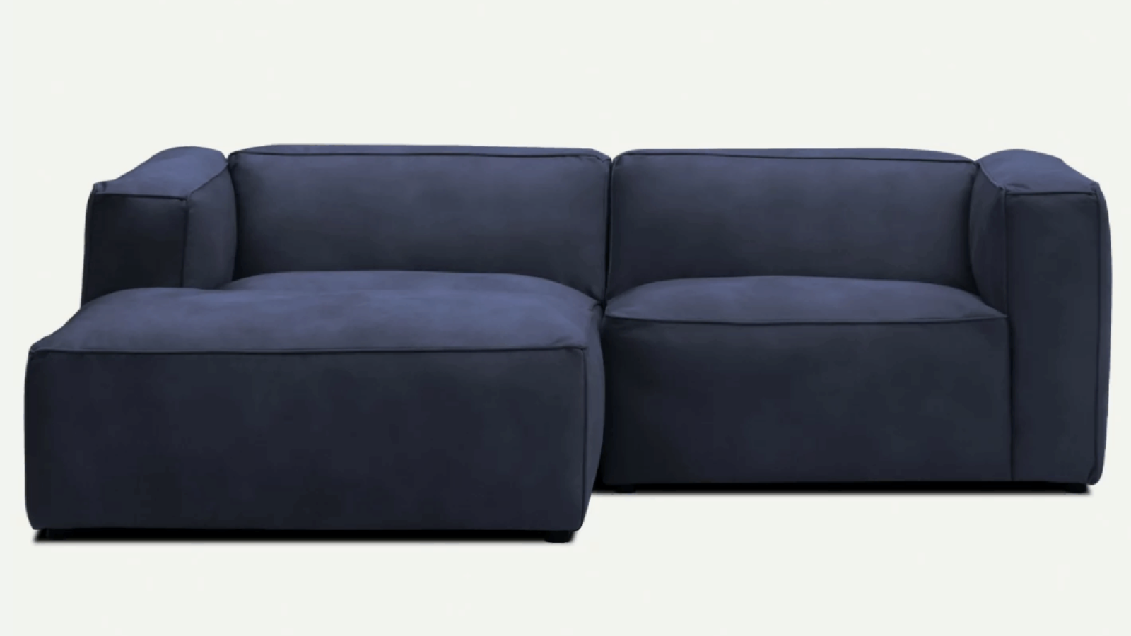 How to coordinate furniture with wall colours