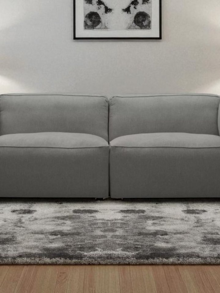 How to create symmetry in furniture placement