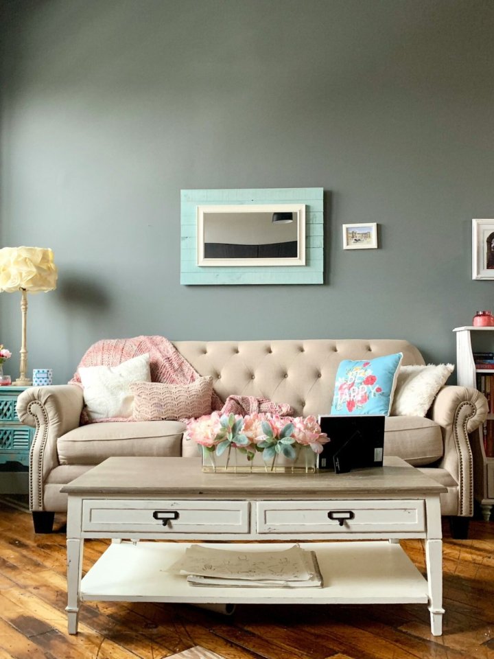 How to arrange a square living room? Ideas for a functional layout