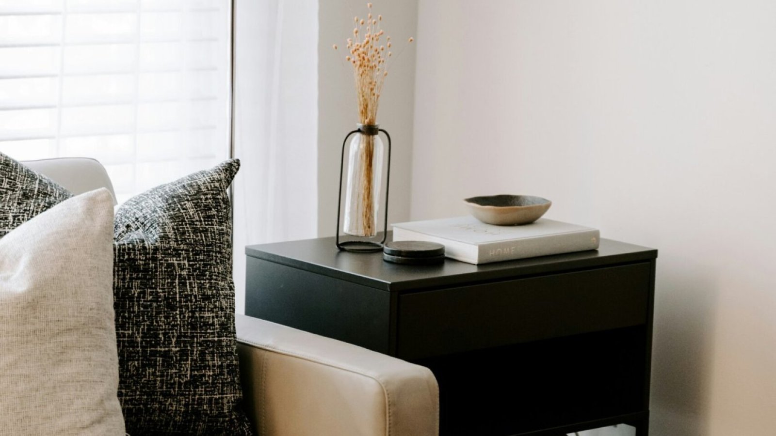 How Long Should a Sofa Last? Signs It’s Time to Replace Yours