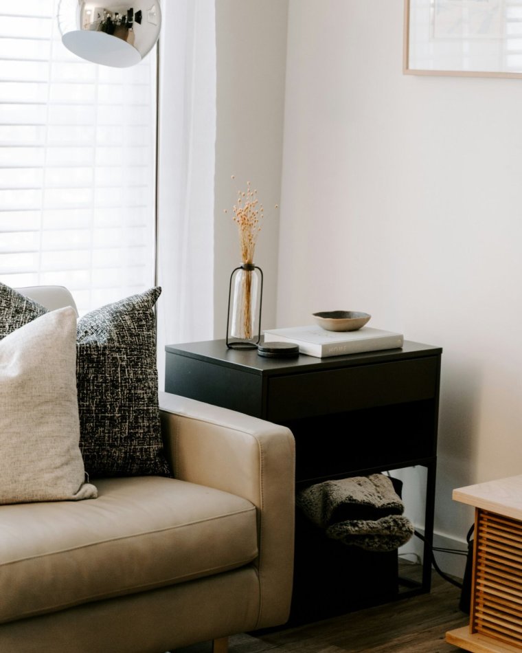 How Long Should a Sofa Last? Signs It’s Time to Replace Yours