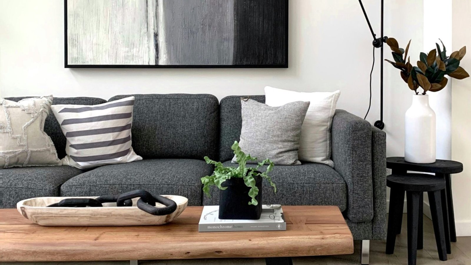 Best Sofas Under £1000 in the UK: Mid-Range Picks Worth the Investment