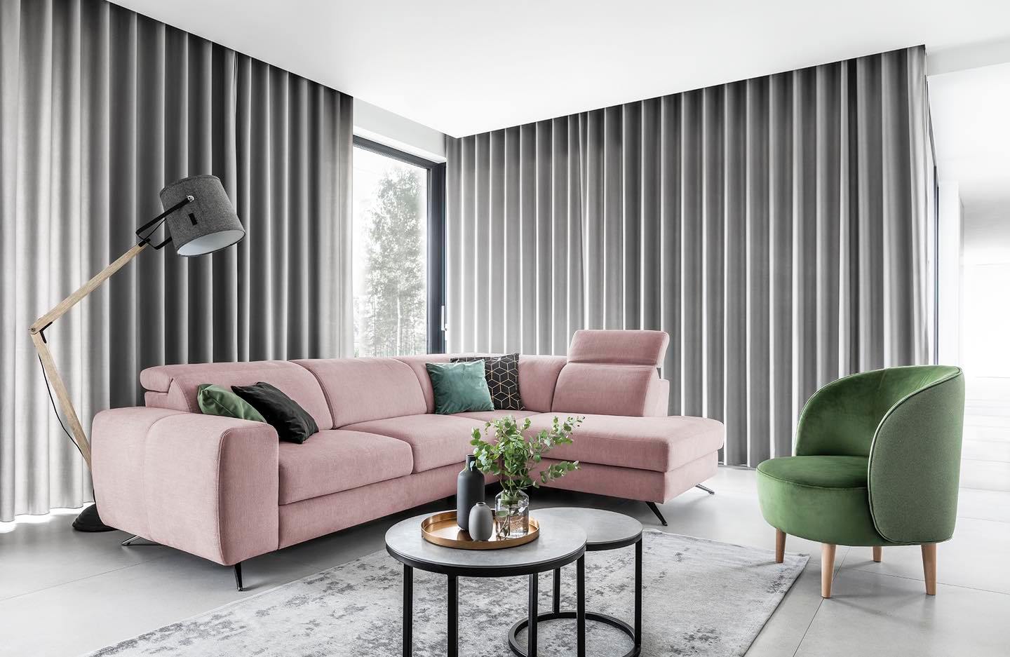 Add a Pop of Colour: Vibrant Sofa Options